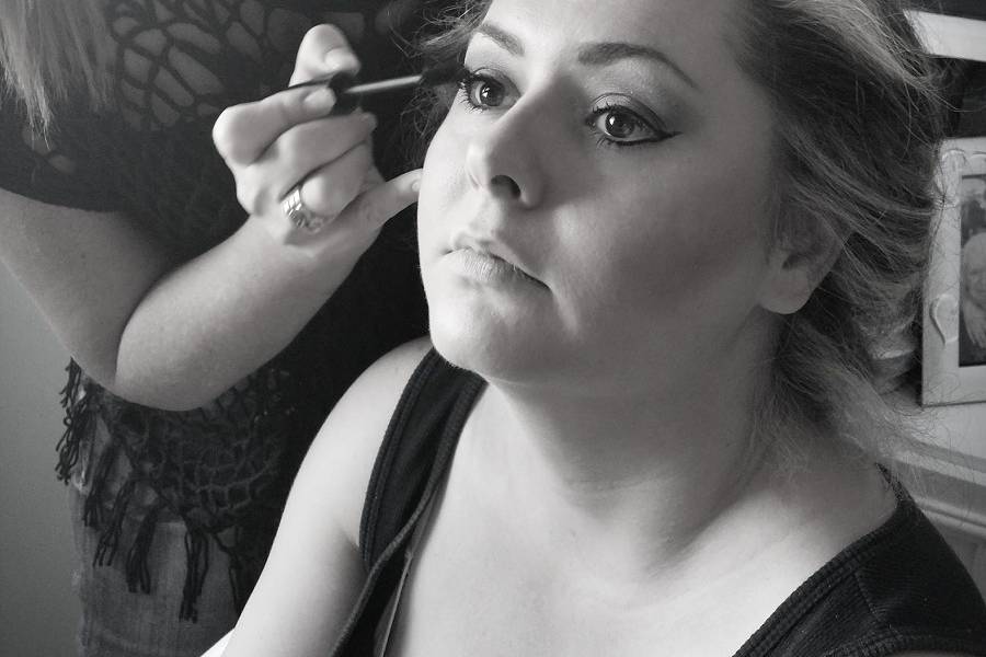 Daniela - Hair Stylist Makeup