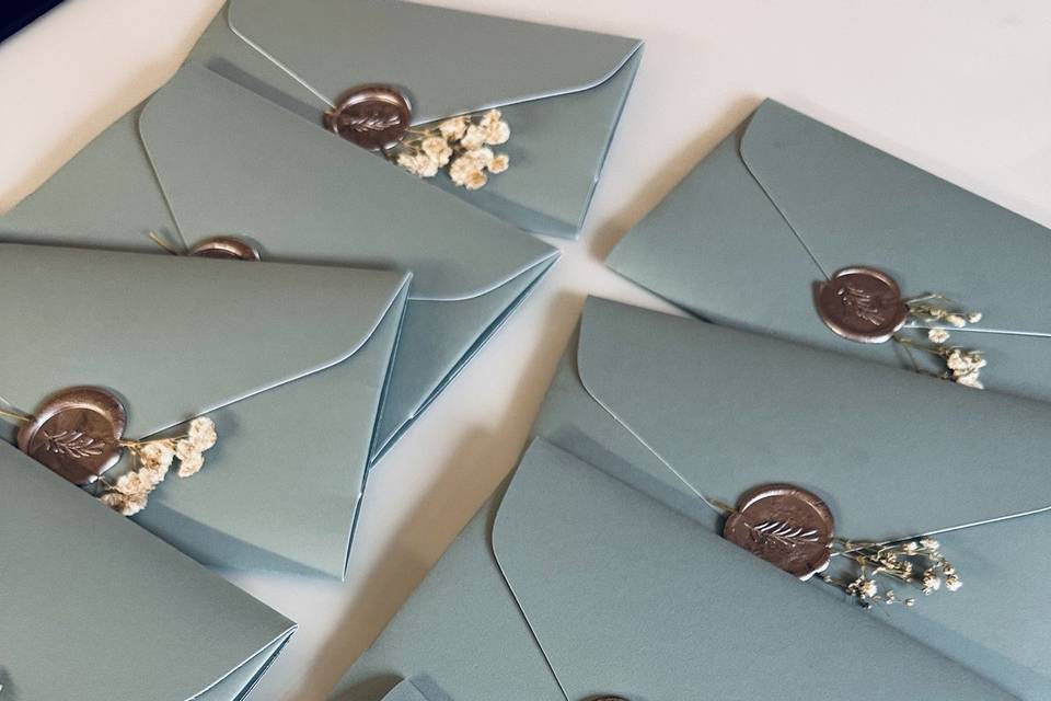 Cofanetto con fiori secchi