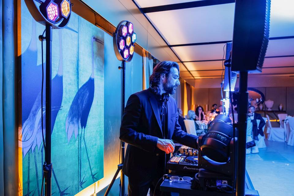 Set DJ