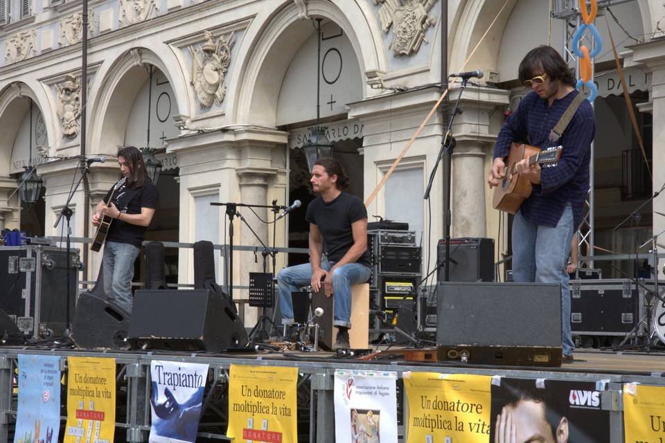 Live at Piazza S. Carlo (To)