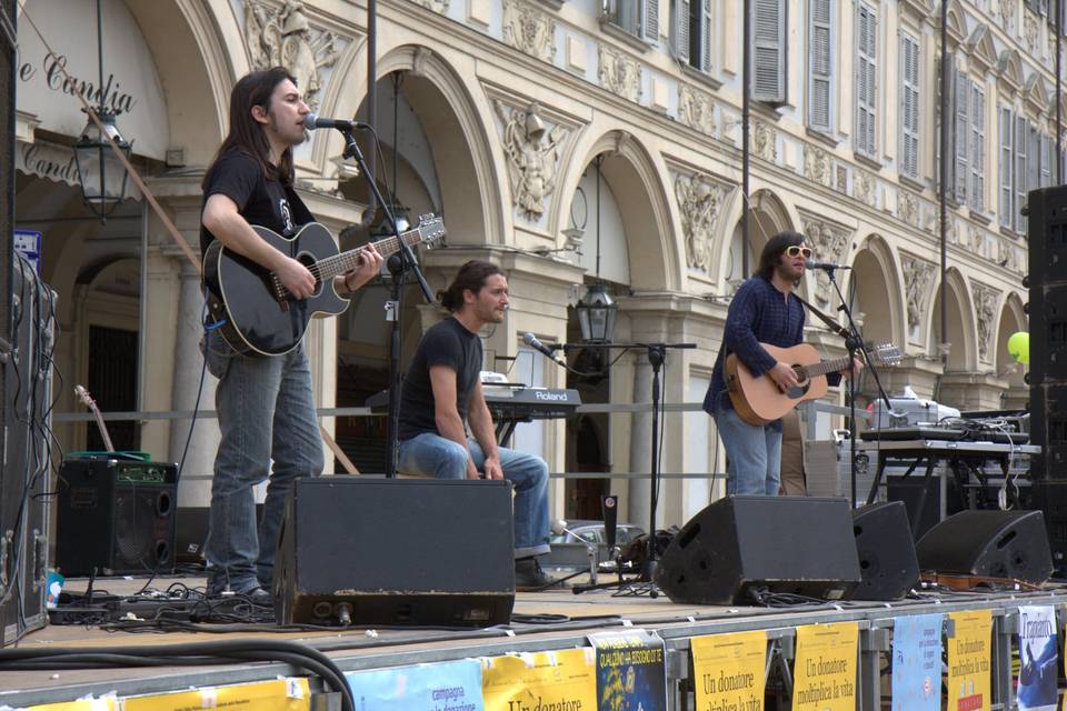 Live at Piazza S. Carlo (To)