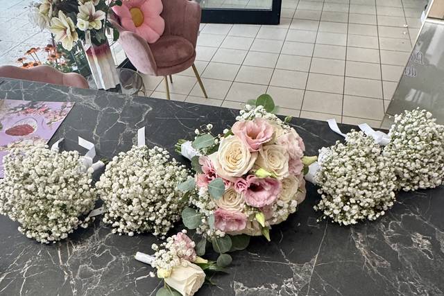 Bouquet sposa e damigelle
