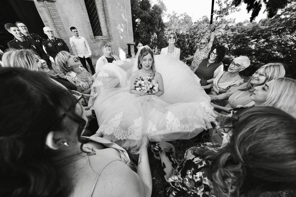 Sposa e amiche