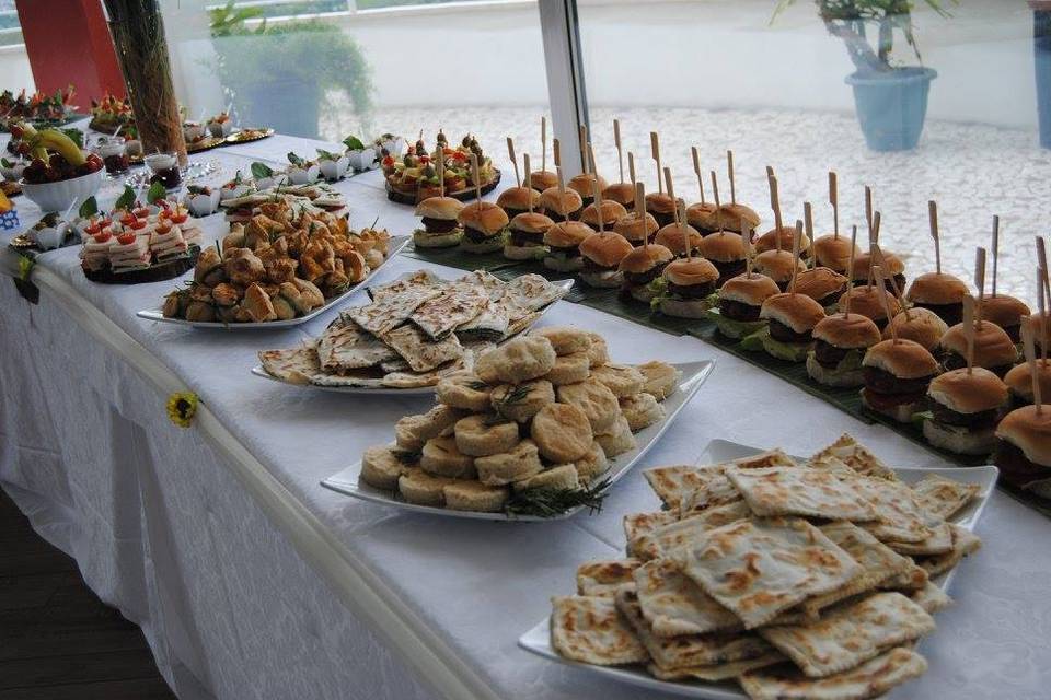 Aperitivo buffet