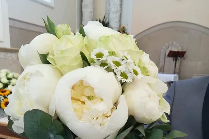 Bouquet sposa con peonie