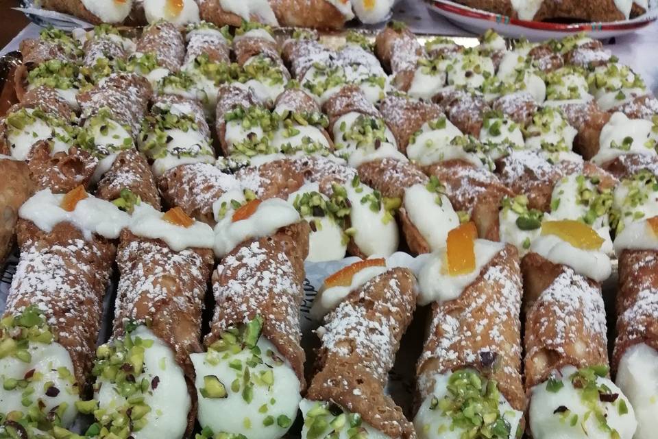 L'arte del cannolo siciliano