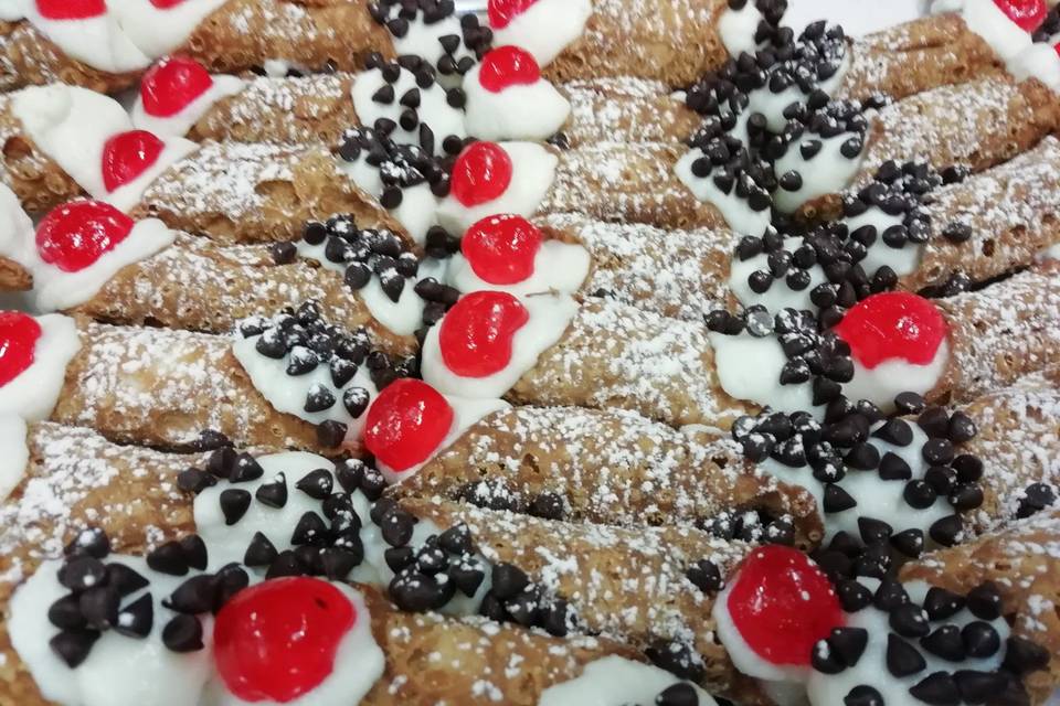 L'arte del cannolo siciliano