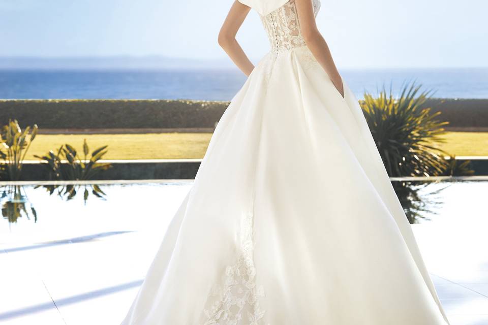 Pronovias