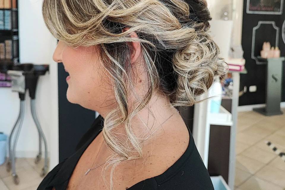 Bridesmaid hairstyle