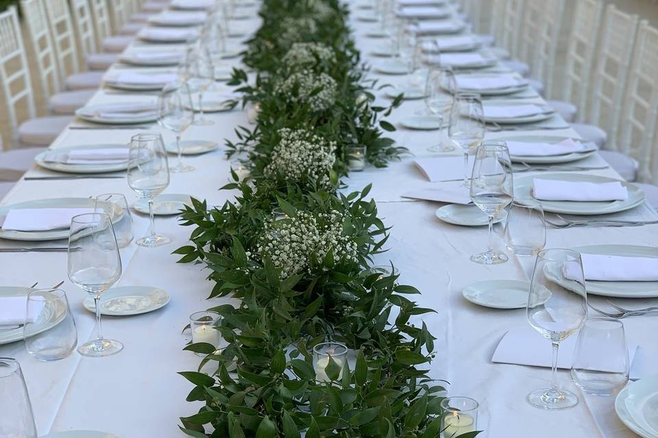 Gypsophila and ruscus