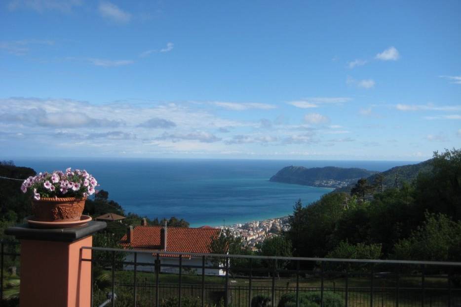 Vista mare di Capo Mele Andora