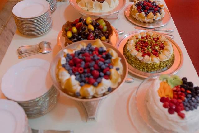 Table setting