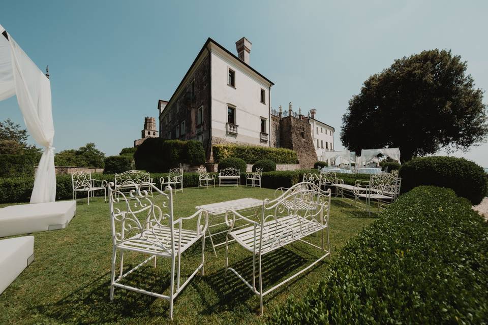 arredi_esterni_villa_antica