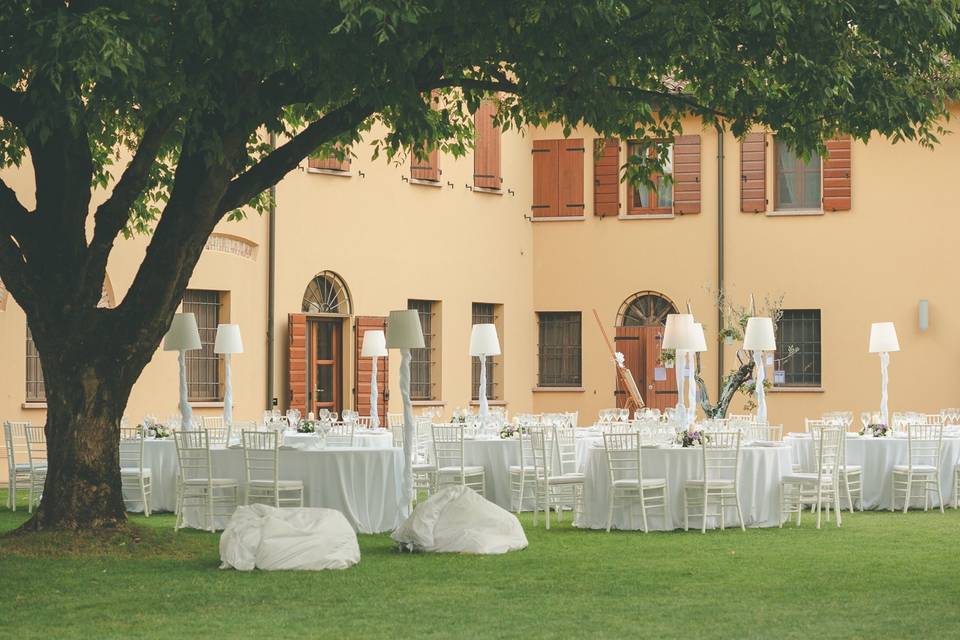 Cena in giardino