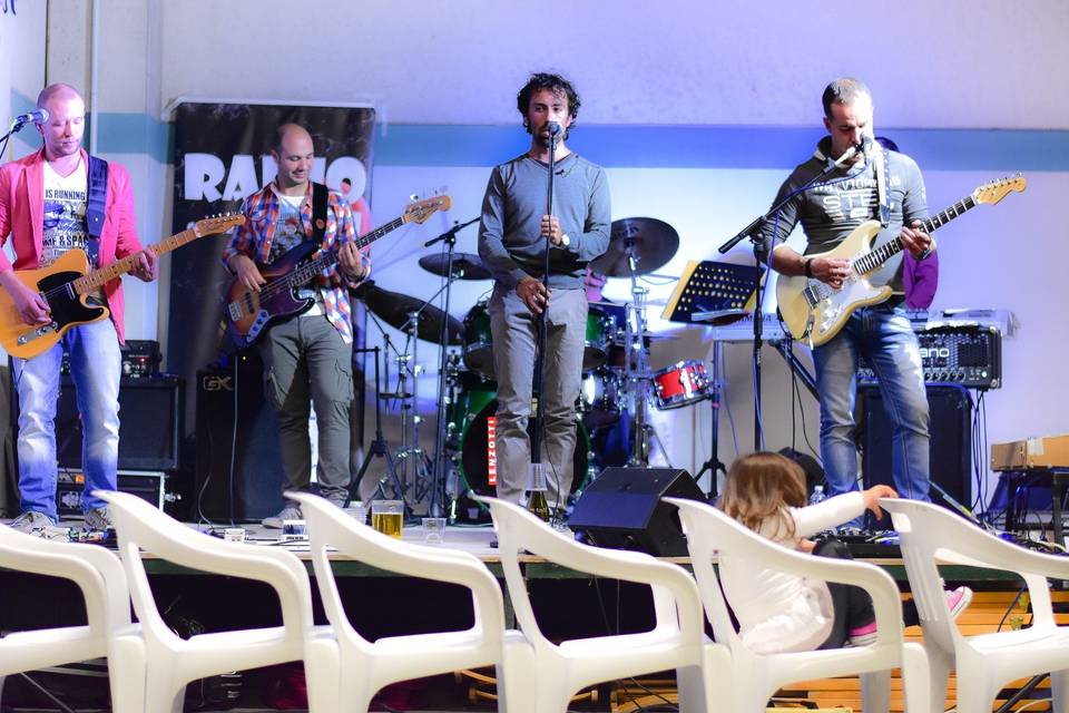 Radio FM Band