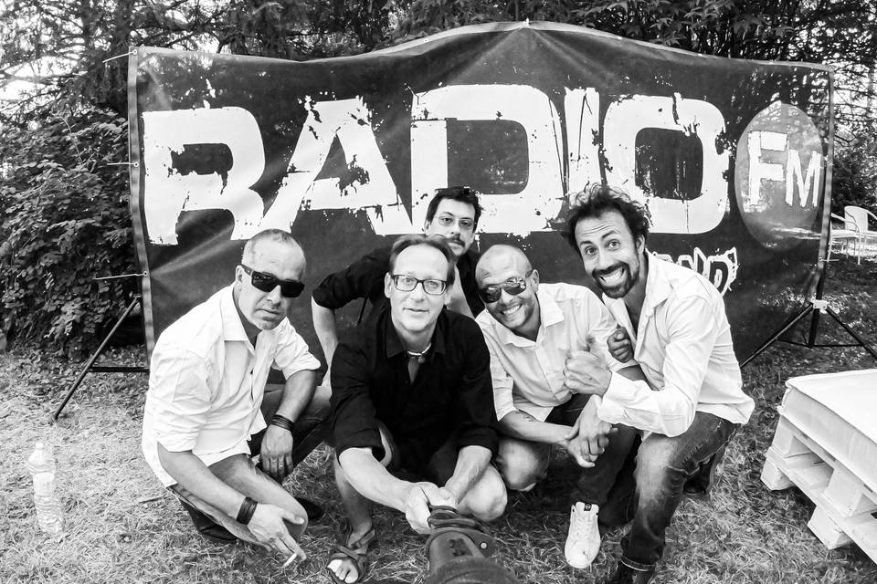 Radio FM Band