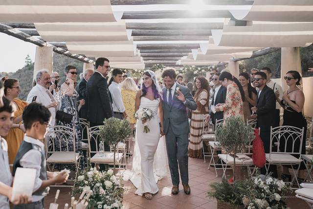 Gap wedding