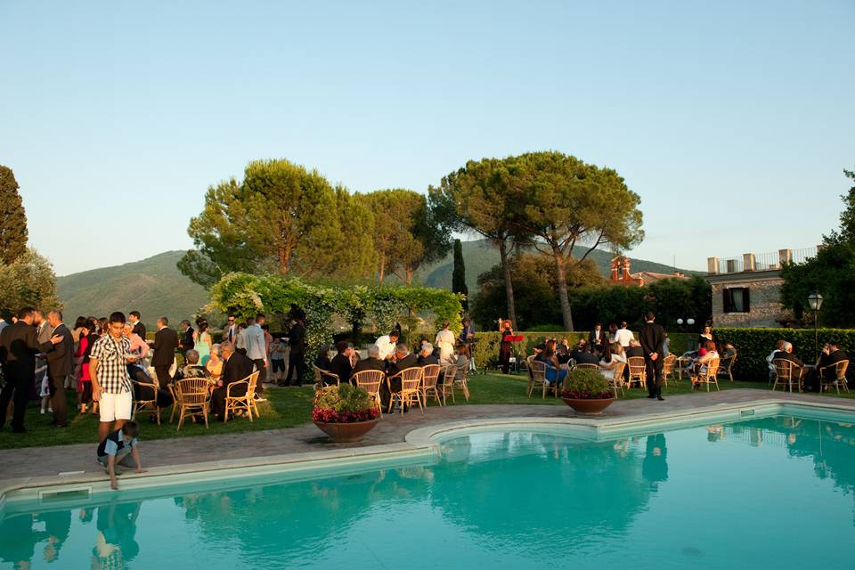 Aperitivo a bordo piscina