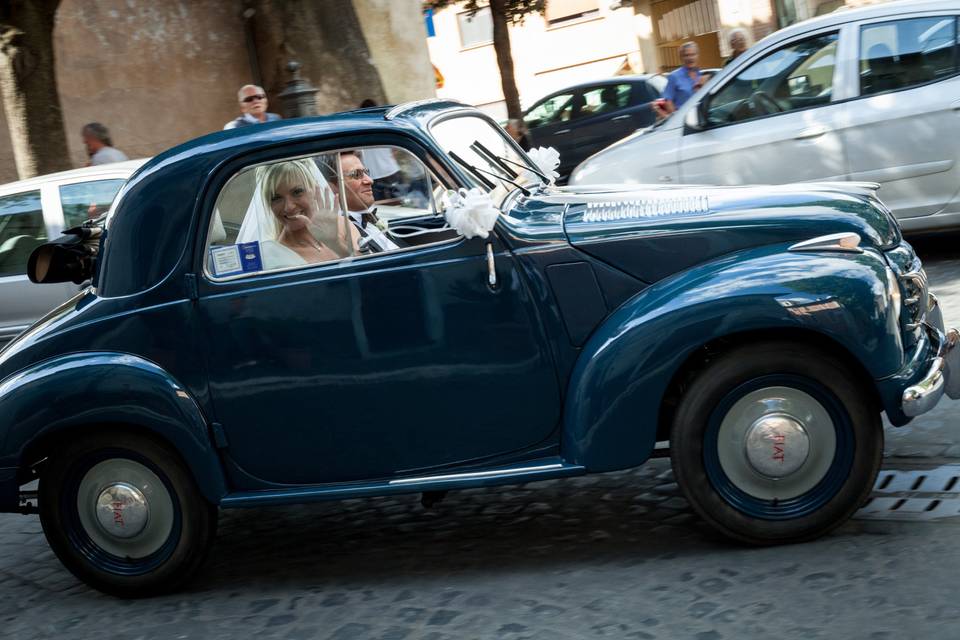 Arrivo in chiesa con Topolino