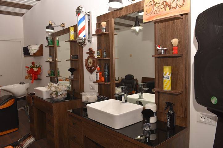 Lanterna Rossa Barber & Tattoo