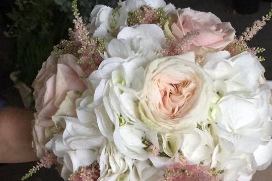 Bouquet sposa rosa ortensia