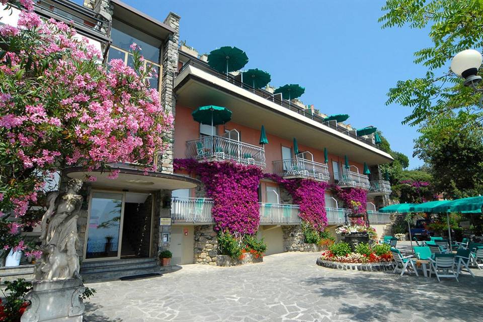 Hotel Porto Roca