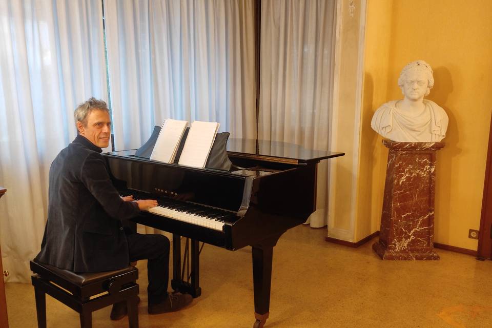 Pianista Gianfranco D'Elia