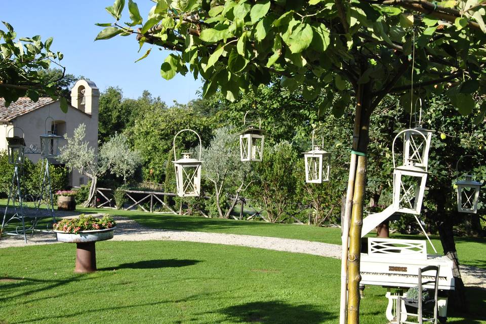 Allestim. giardino superiore