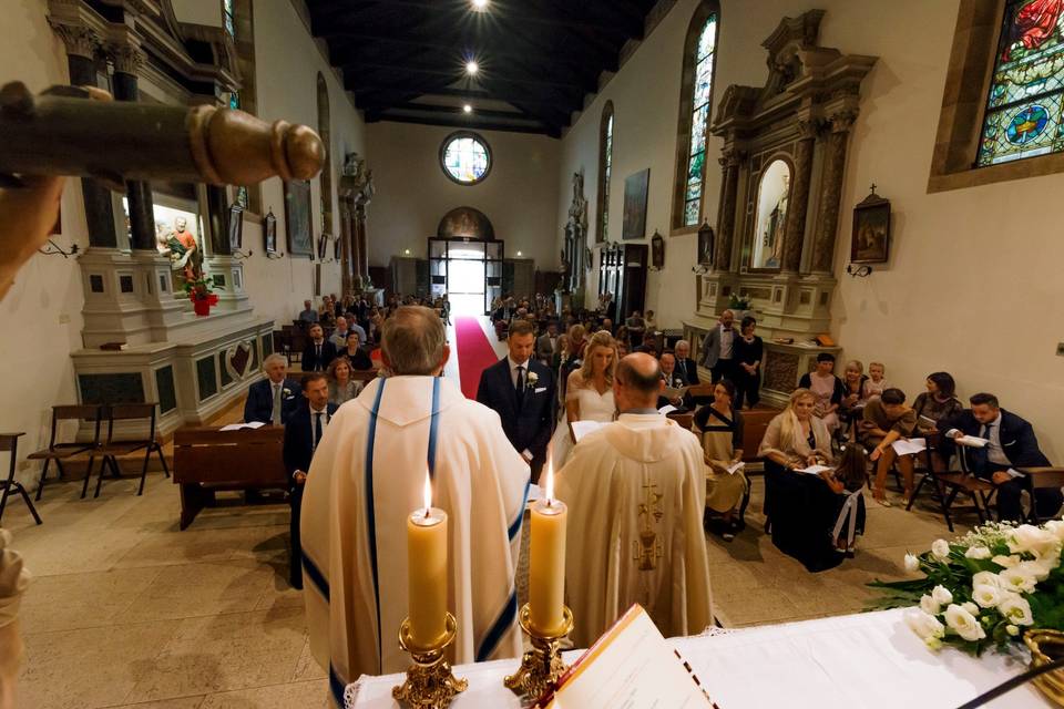 In chiesa