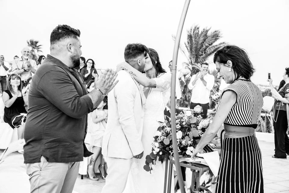 Wedding in Lampedusa di Lorena Lombardo