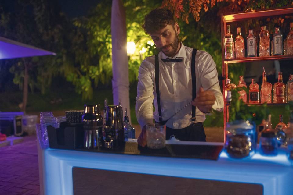 Barman - wedding