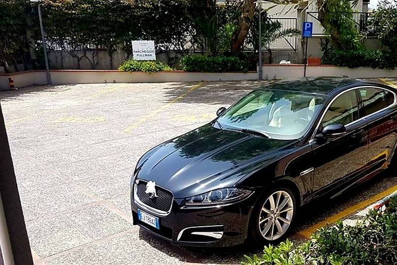 Jaguar xf