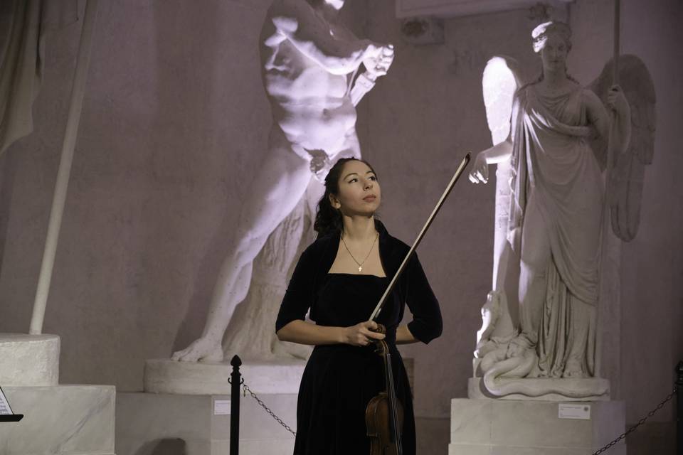 Anastasia Gonzalez Violinista