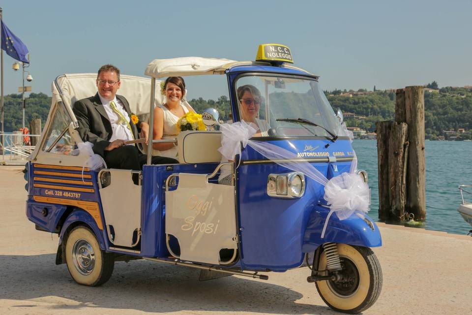 Tuk Tuk for Brides arrival