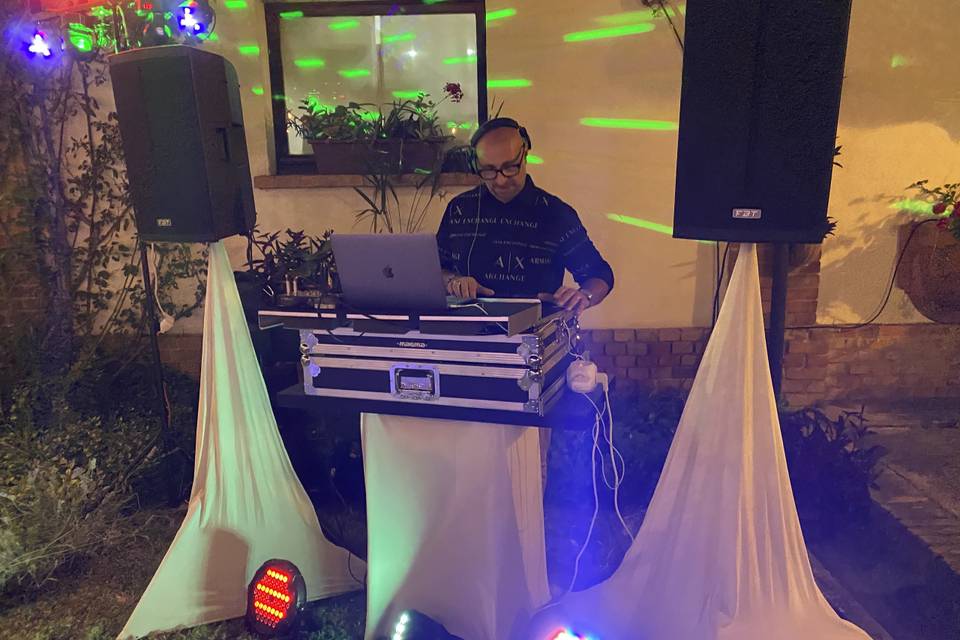 DJ in azione