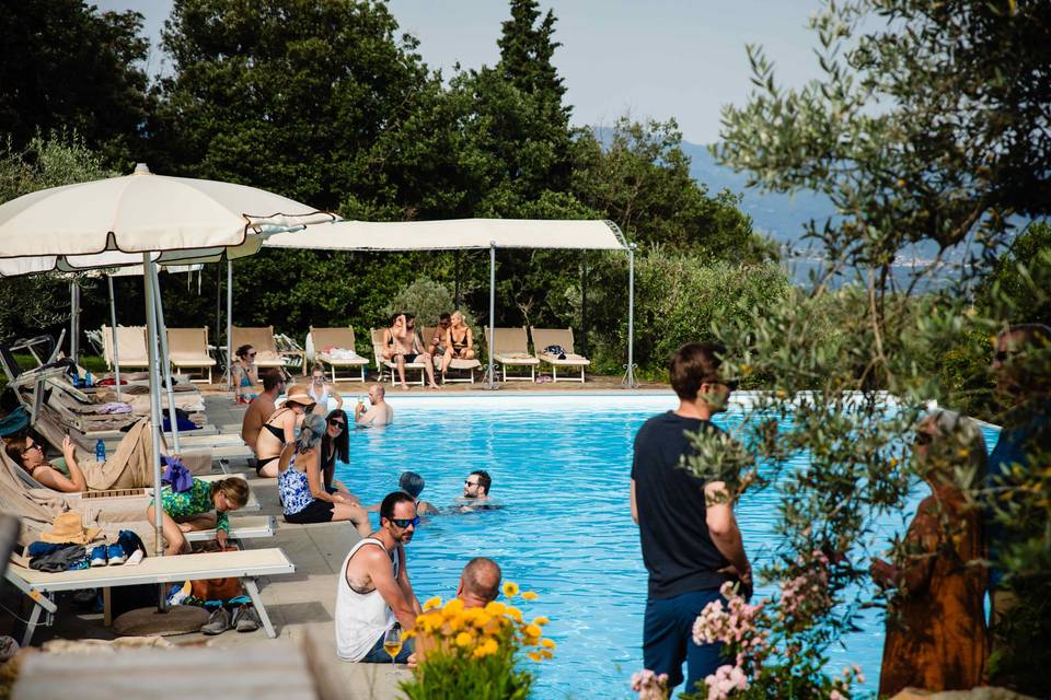 Festa in piscina