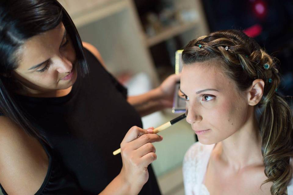 Daniela azzini make-up artist