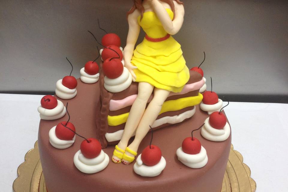 Nude cake