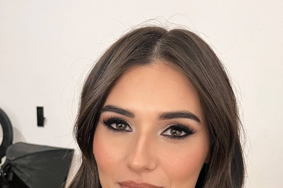 glam makeup