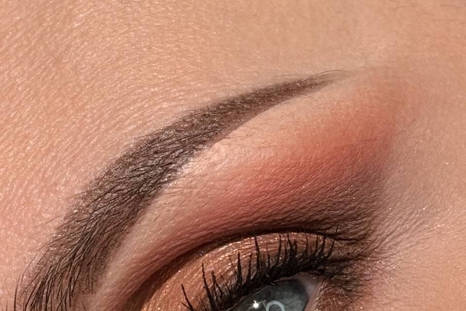 warm makeup