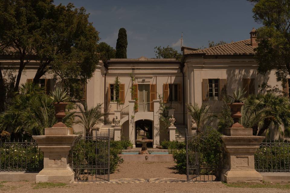 Ingresso della Villa