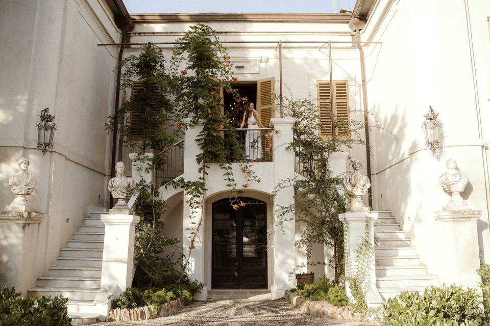 Fronte della sede