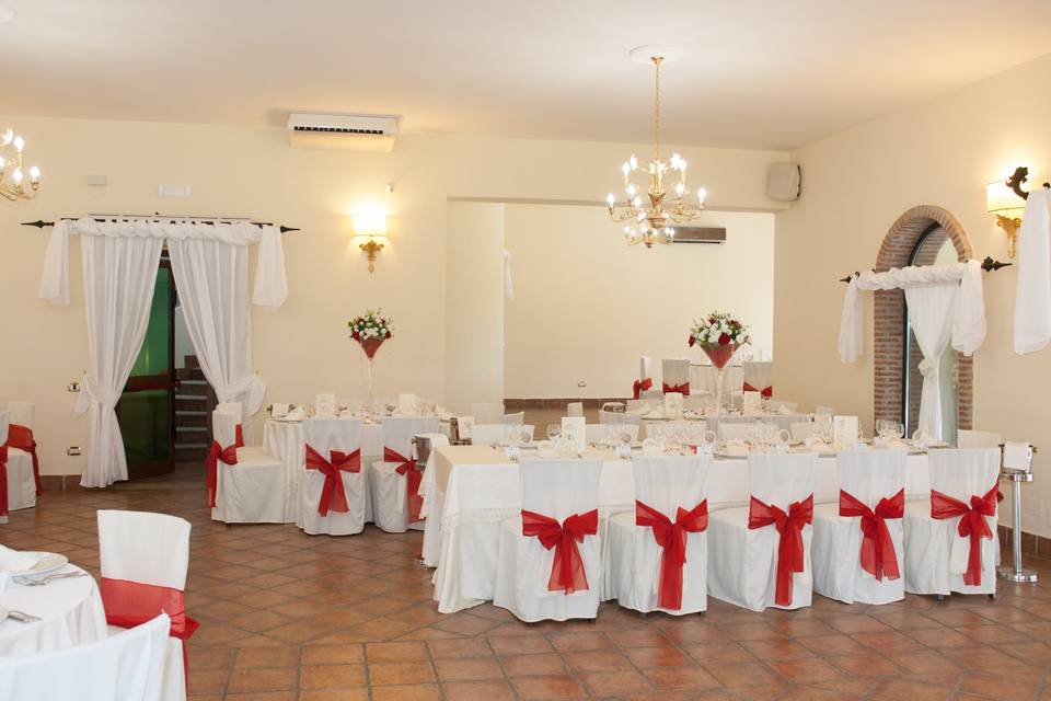 La sala in rosso