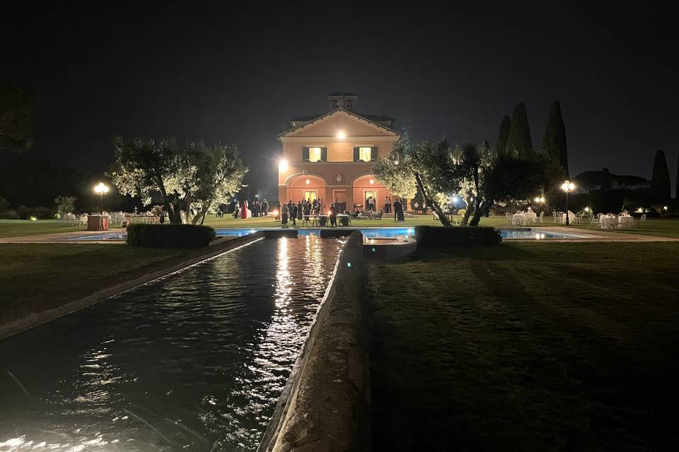 Villa Alberico di notte