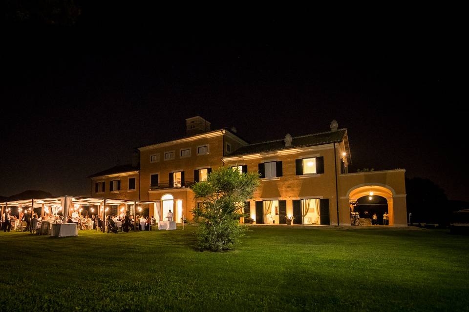 Villa Alberico di notte