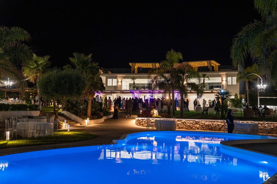 Fronte villa sera