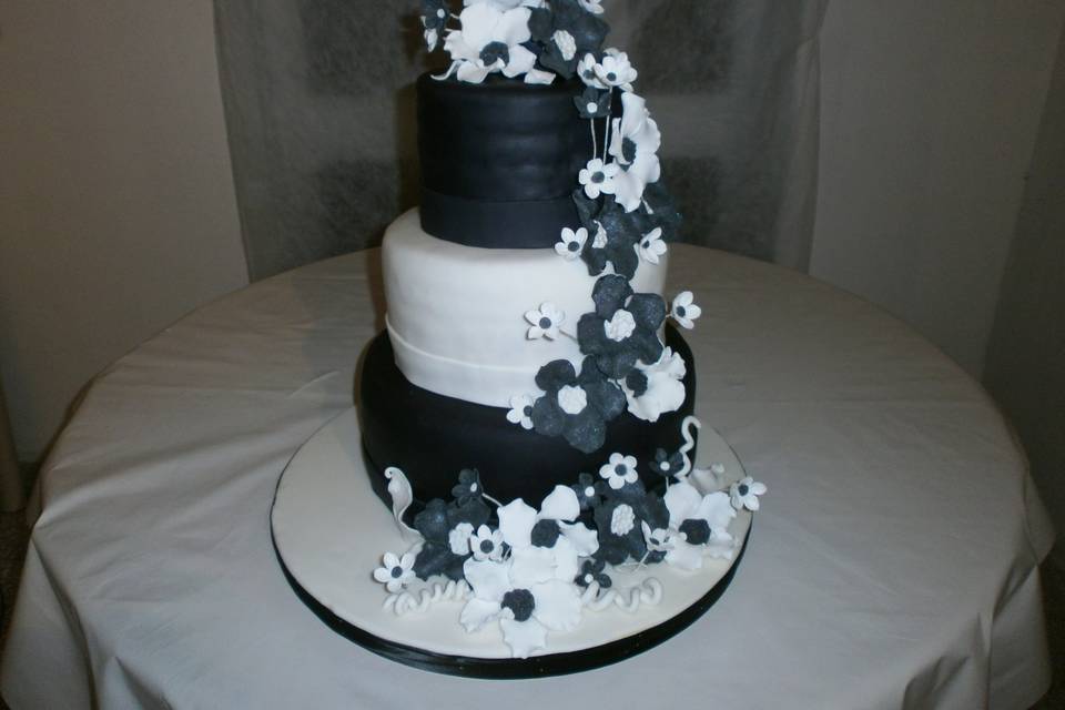 Black and white cake