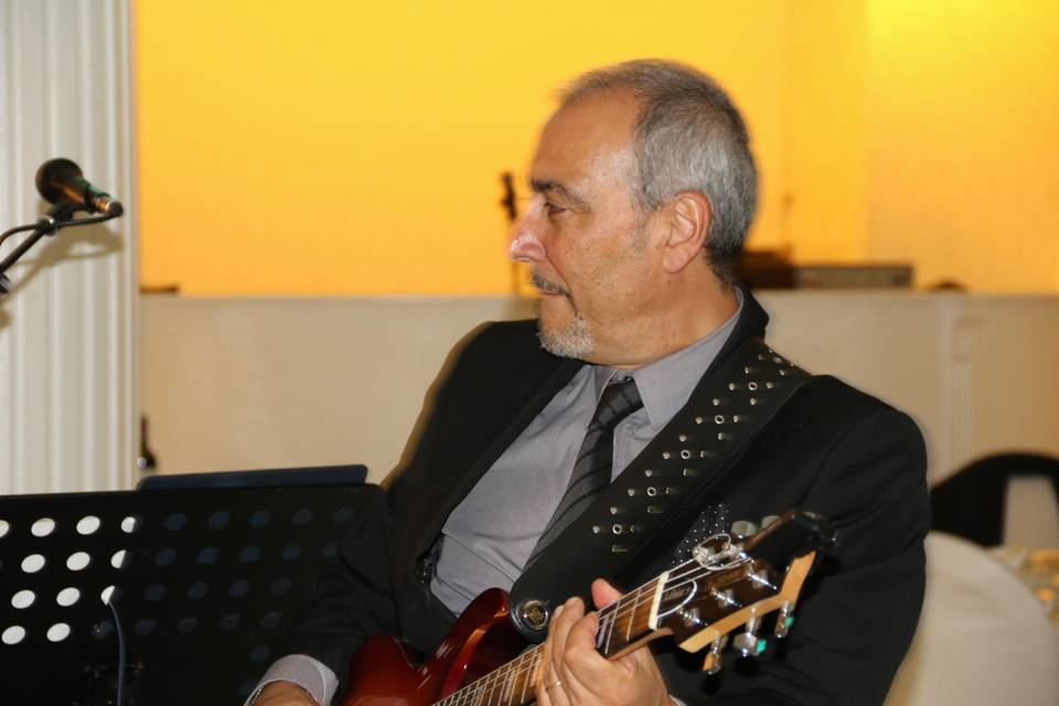 Pino Camporeale (Chitarra)