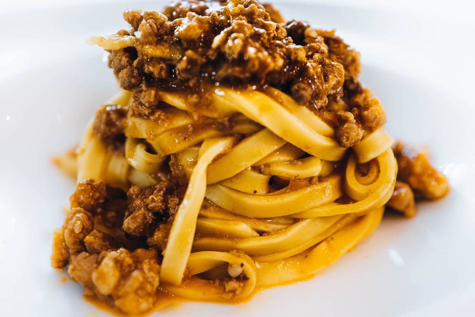 Fettuccine, agnello e anice