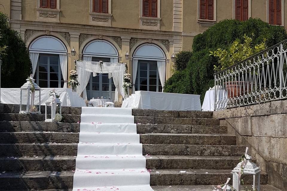 Gazebo alla villa padronale